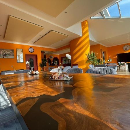 Hotel Ammerlaender Stuben Varel Bagian luar foto