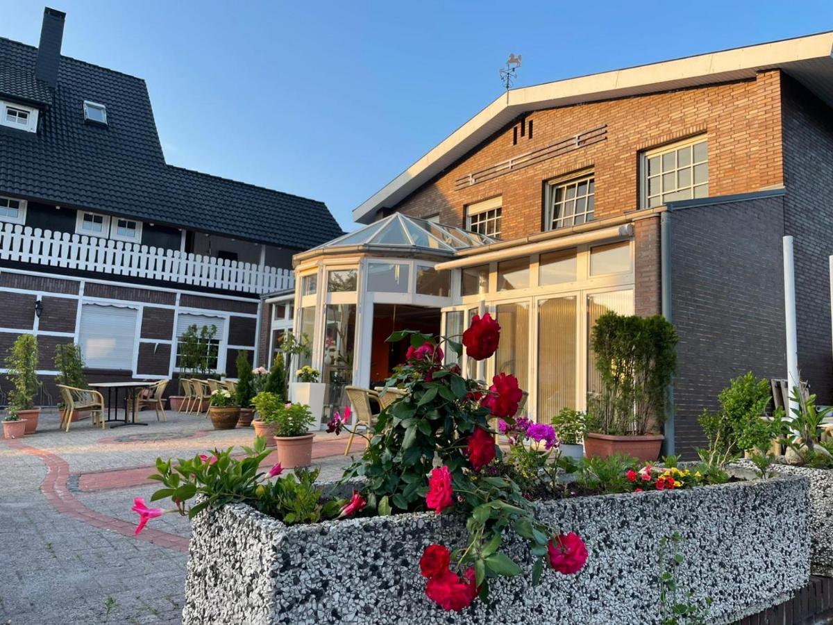 Hotel Ammerlaender Stuben Varel Bagian luar foto