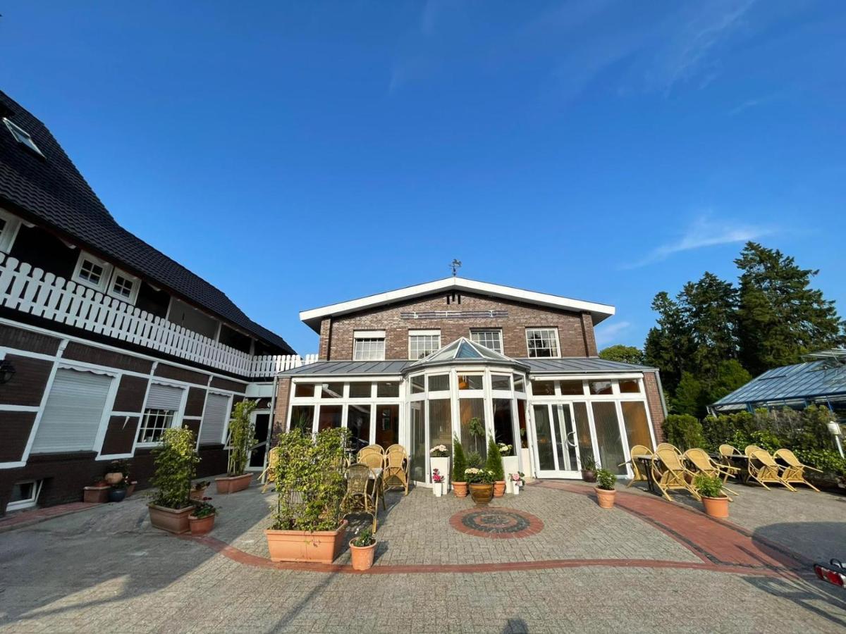 Hotel Ammerlaender Stuben Varel Bagian luar foto
