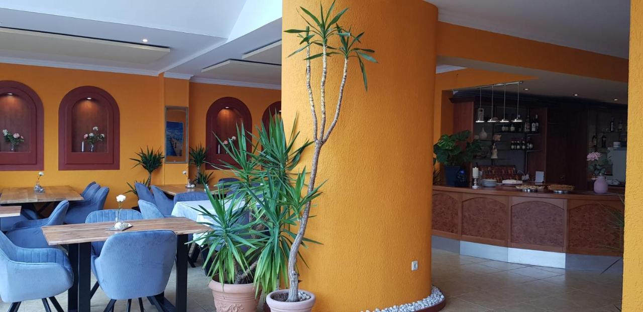 Hotel Ammerlaender Stuben Varel Bagian luar foto